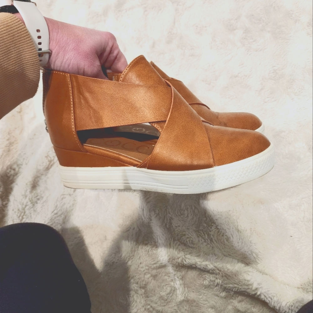 CCOCCI Brown Leather Platform Wedge Bootie Shoe - Size 6.5